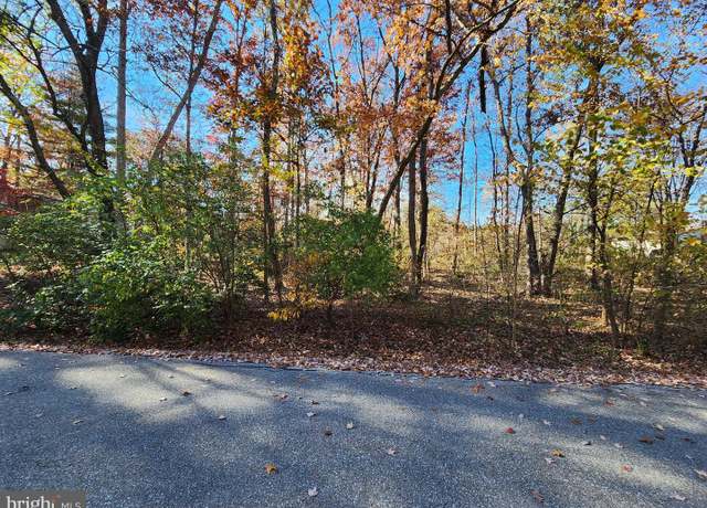 Property at 12 Lincoln Dr, East Berlin, PA 17316