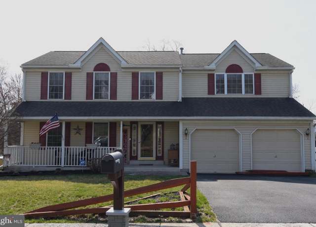 Property at 500 Antietam Dr, Douglassville, PA 19518, 4 beds, 2.5 baths