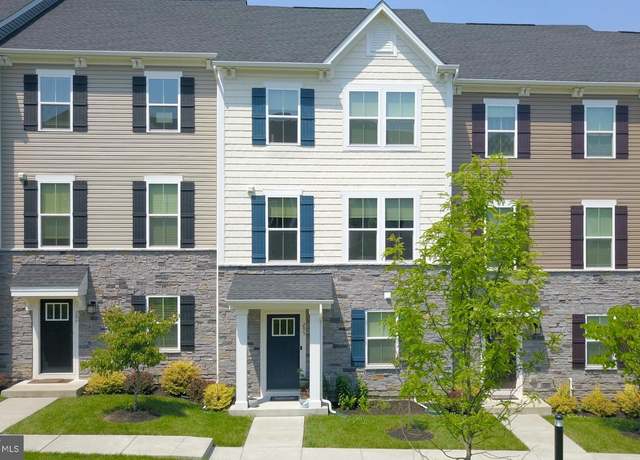 Property at 295 Sugar Maple Sq, Downingtown, PA 19335, 4 beds, 4.5 baths