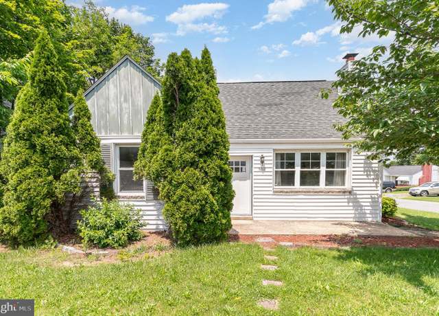 Property at 5212 Locust Ln, Harrisburg, PA 17109, 4 beds, 1 bath