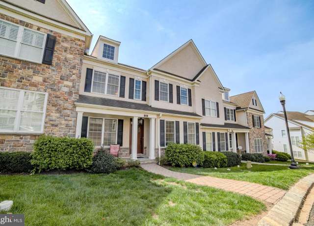 Property at 420 Ravenscliff Dr, Media, PA 19063, 3 beds, 3.5 baths