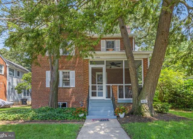 Property at 505 S Irving St, Arlington, VA 22204, 4 beds, 2 baths