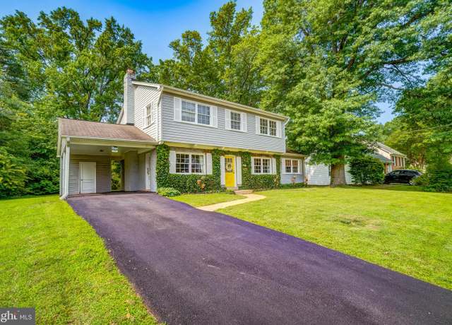 Property at 1109 Neal Dr, Alexandria, VA 22308, 4 beds, 2.5 baths