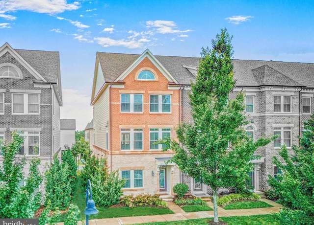 Property at 20765 Duxbury Ter, Ashburn, VA 20147, 4 beds, 3.5 baths