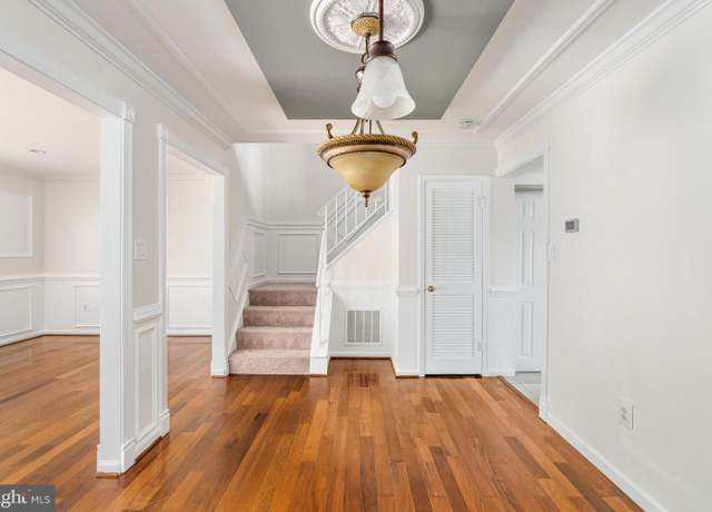 Property at 15604 Traverser Ct, Woodbridge, VA 22193, 3 beds, 2.5 baths