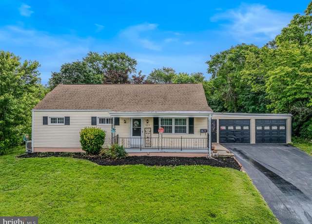 Property at 927 Kaufman Ave, Martinsburg, WV 25404, 3 beds, 1.5 baths