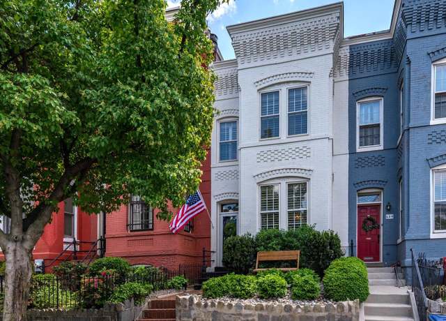 Property at 611 F St NE, Washington, DC 20002, 3 beds, 2.5 baths
