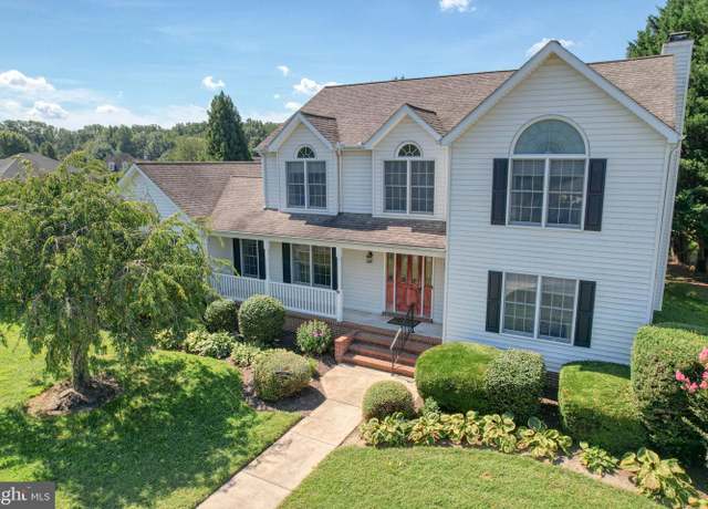 Property at 176 Cardinal Hills Pkwy, Dover, DE 19904, 4 beds, 2.5 baths