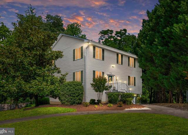 Property at 2710 Parkview Dr, Riva, MD 21140, 3 beds, 3 baths