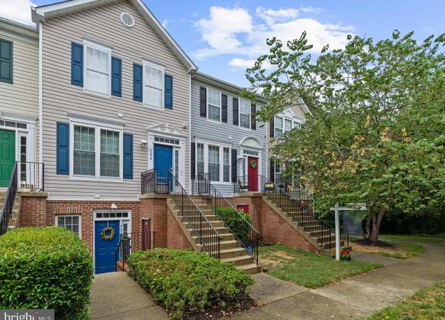 Property at 8656 Aspen Grove Ct, Odenton, MD 21113, 2 beds, 2.5 baths