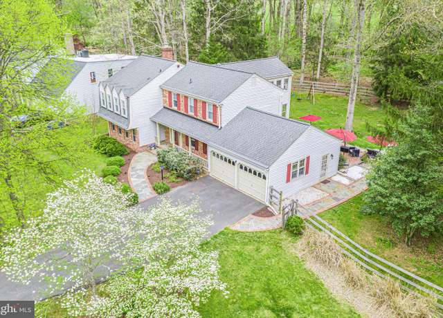 Property at 16701 George Washington Dr, Rockville, MD 20853, 4 beds, 2.5 baths