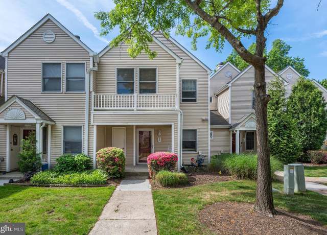 Property at 227 Sherbrooke Ct, Cherry Hill, NJ 08003, 3 beds, 2.5 baths