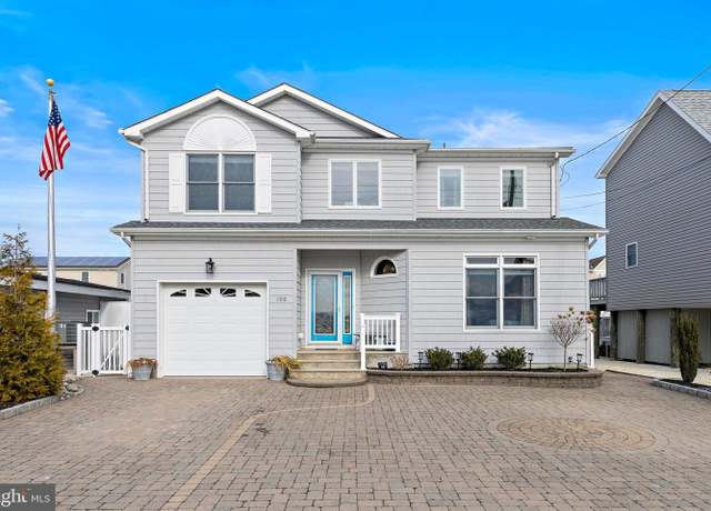Property at 105 Harry Dr, Manahawkin, NJ 08050, 5 beds, 2.5 baths
