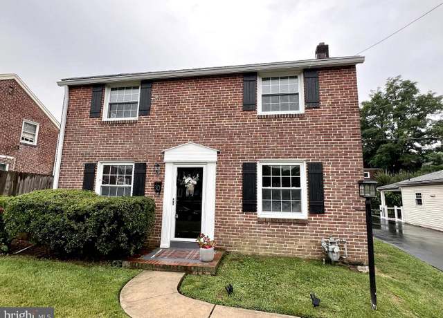 Property at 30 Wayne Ave, Springfield, PA 19064, 3 beds, 1.5 baths