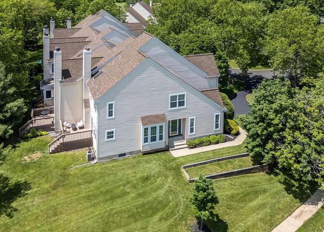 Property at 534 Country Club Dr, Lansdale, PA 19446, 3 beds, 2.5 baths