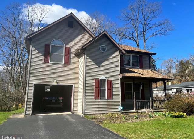 Property at 512 Rolling Grn, Monroe Township, PA 17870, 3 beds, 2.5 baths