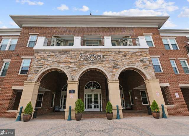 Property at 2301 25th St S Unit 4-303, Arlington, VA 22206, 2 beds, 2 baths