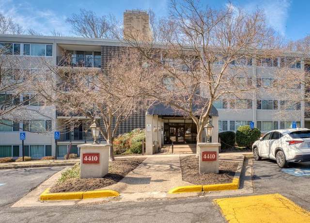Property at 4410 Briarwood Ct N #36, Annandale, VA 22003, 3 beds, 2 baths