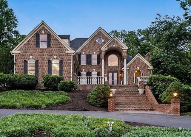 Property at 15264 Loyalty Rd, Waterford, VA 20197, 5 beds, 4.5 baths