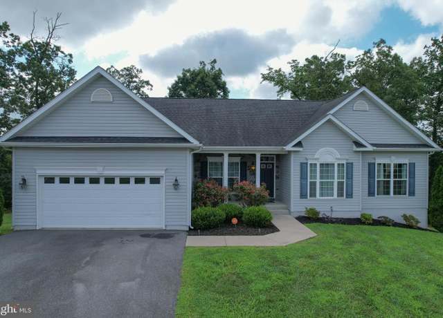 Property at 35 Kanawha Ct, Falling Waters, WV 25419, 3 beds, 3.5 baths