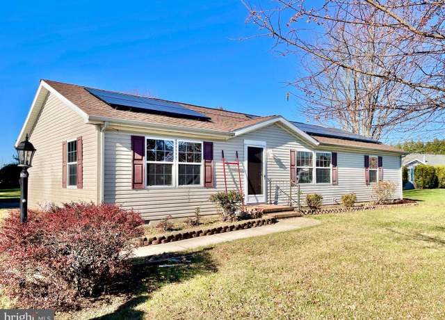 Property at 121 Wynn Wood Cir, Camden Wyoming, DE 19934, 3 beds, 2 baths