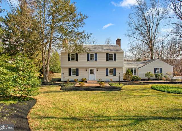 Property at 12807 Dulaney Valley Rd, Glen Arm, MD 21057, 4 beds, 2.5 baths