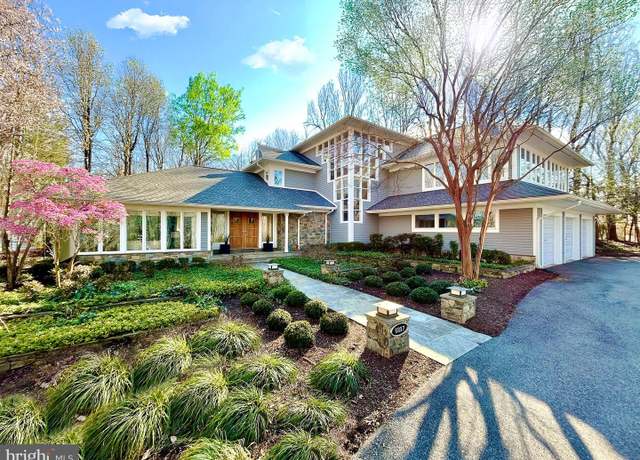 Property at 6817 Capri Pl, Bethesda, MD 20817, 6 beds, 6.5 baths