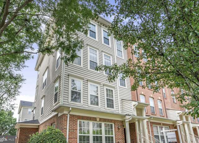 Property at 341 Cross Green St Unit B, Gaithersburg, MD 20878, 3 beds, 2.5 baths