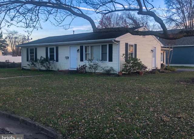 Property at 222 W Dover St, Easton, MD 21601, 3 beds, 2 baths