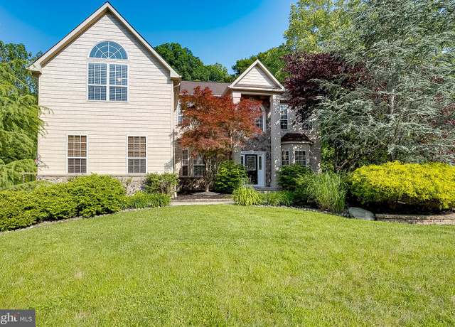 Property at 105 Hickory Ct, Mullica Hill, NJ 08062, 5 beds, 3.5 baths