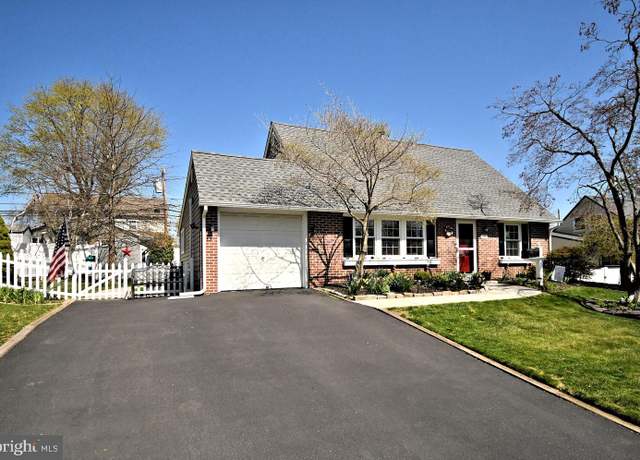 Property at 20 Conifer Rd, Levittown, PA 19057, 4 beds, 2 baths