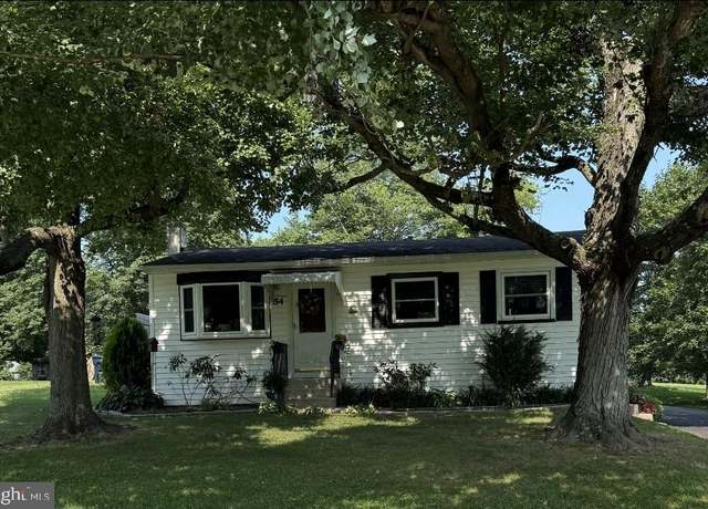 Property at 54 Morningside, Elverson, PA 19520, 3 beds, 1 bath