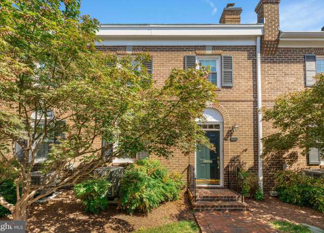 Property at 1027 N Pitt St, Alexandria, VA 22314, 3 beds, 2.5 baths