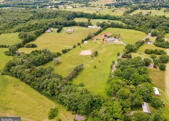 Property at 7285 Opal Rd, Warrenton, VA 20186, 3 beds, 3 baths