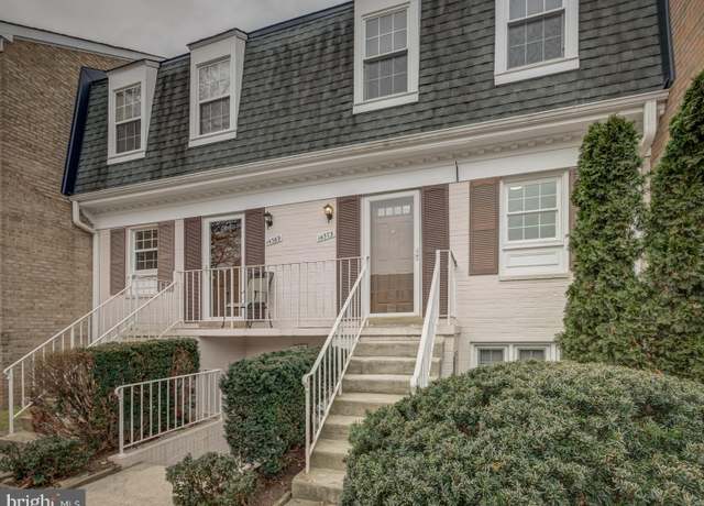 Property at 14373 Saguaro Pl, Centreville, VA 20121, 2 beds, 1.5 baths