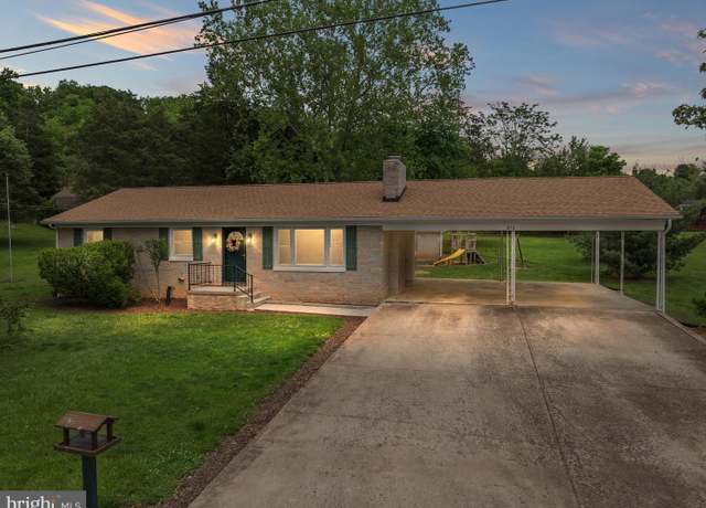 Property at 850 Virginia Cir, Strasburg, VA 22657, 3 beds, 1 bath