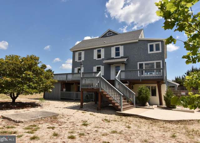 Property at 351 Bay Ave, Milford, DE 19963, 6 beds, 4 baths