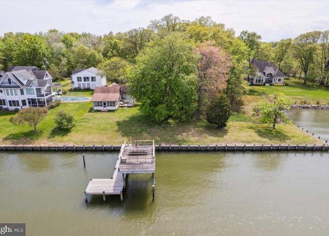 Property at 4801 Avery Rd, Shady Side, MD 20764, 2 beds, 1.5 baths