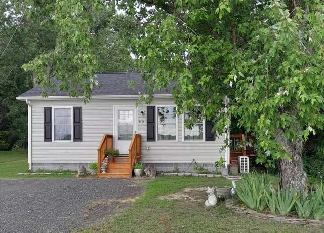 Property at 4106 Main St, Trappe, MD 21673, 2 beds, 1 bath