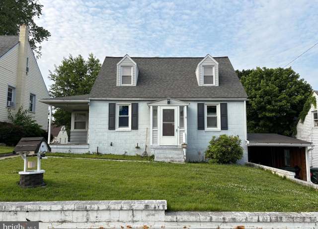 Property at 1016 Beechwood Dr, Hagerstown, MD 21742, 3 beds, 1.5 baths