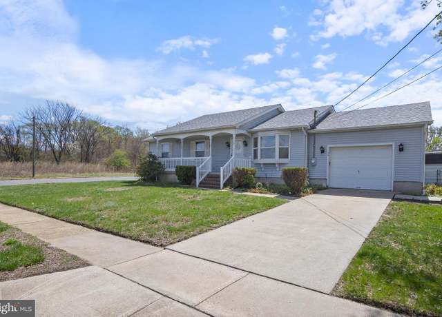 Property at 36 E Second, Burlington, NJ 08016, 3 beds, 1.5 baths