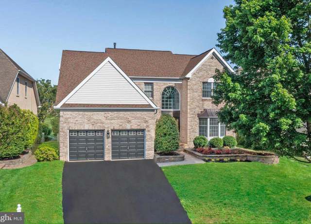 Property at 130 Augusta Dr, Moorestown, NJ 08057, 3 beds, 2.5 baths