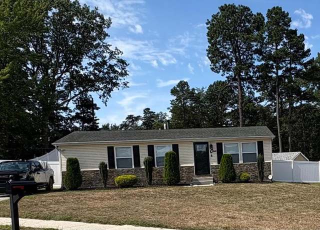 Property at 1 Renee Ct, Sicklerville, NJ 08081, 3 beds, 1 bath