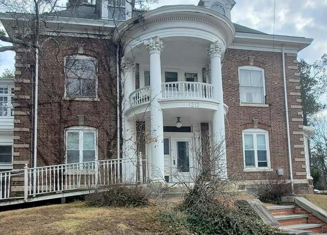Property at 1212 Stuyvesant Ave, Trenton, NJ 08618, 6 beds