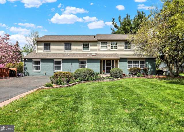Property at 83 Winding Ln, Newtown, PA 18940, 6 beds, 4.5 baths