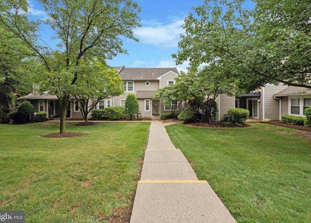 Property at 807 Reading Ct, West Chester, PA 19380, 2 beds, 2 baths