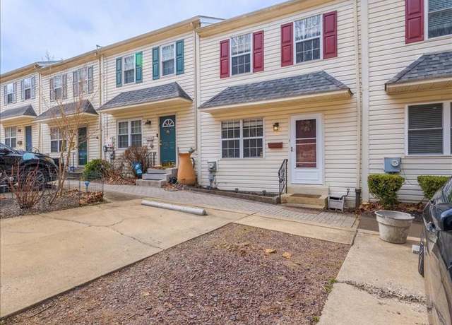 Property at 4878 Smick St, Philadelphia, PA 19127, 2 beds, 1.5 baths