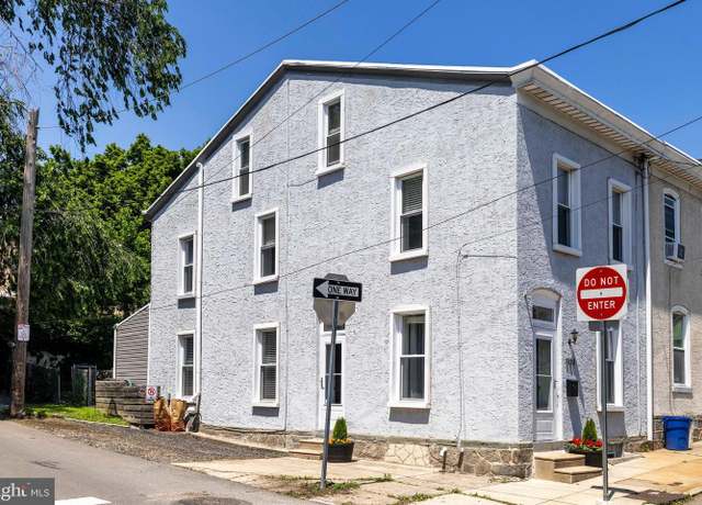 Property at 400 Delmar St, Philadelphia, PA 19128, 4 beds, 2 baths