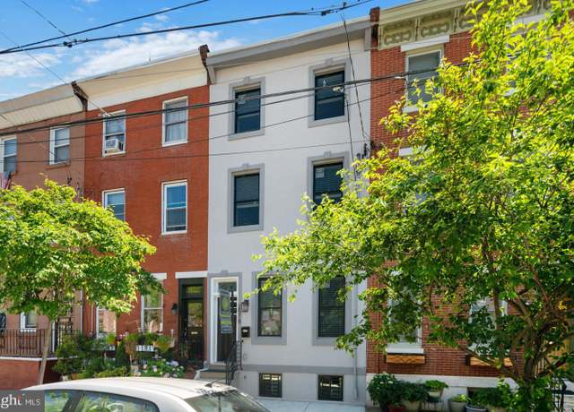 Property at 2518 Christian St, Philadelphia, PA 19146, 3 beds, 2.5 baths