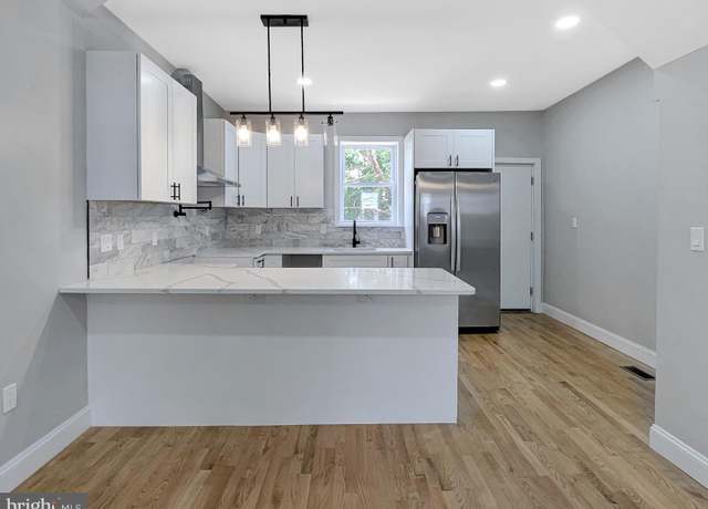 Property at 5516 Linmore Ave, Philadelphia, PA 19143, 2 beds, 2 baths